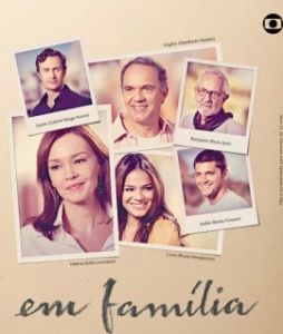 Постер В семье (Em Família)