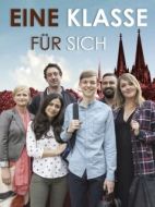 Постер Их собственный класс (2019)