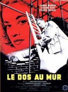 Постер Спиной к стене (Le dos au mur)