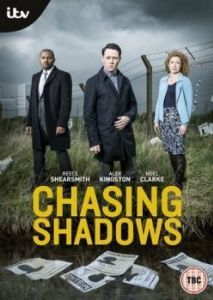 Постер В погоне за тенями (Chasing Shadows)