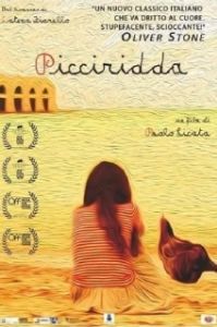 Постер НАЕДИНЕ СО СВОИМИ МЕЧТАМИ (Picciridda - Con i piedi nella sabbia)