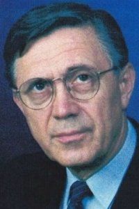 Петр Костка