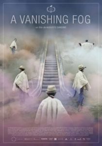 Постер Исчезающий туман (Entre la niebla)
