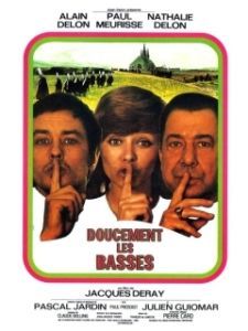 Постер Потише, басы! (Doucement les basses)