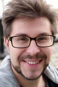 Евгений Толоконников